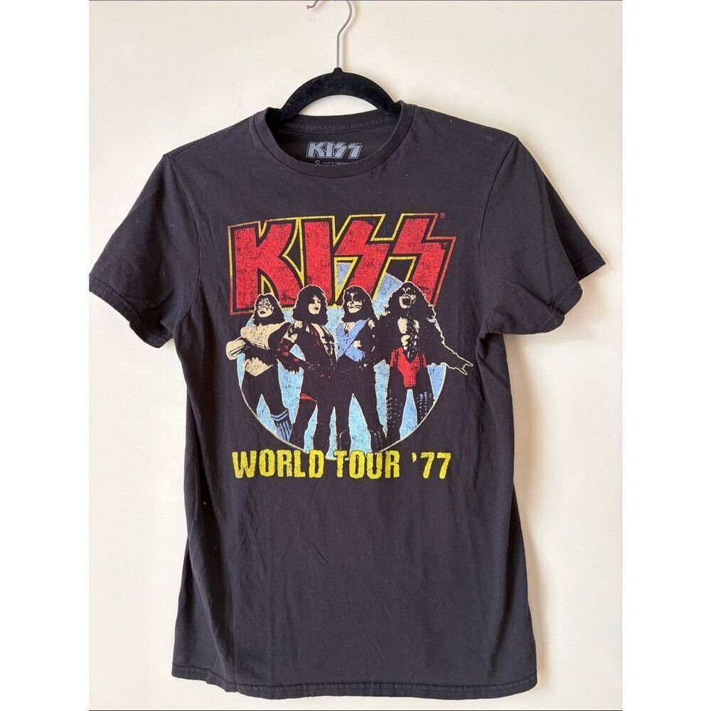KISS Black 'World Tour '77' Graphic Tee